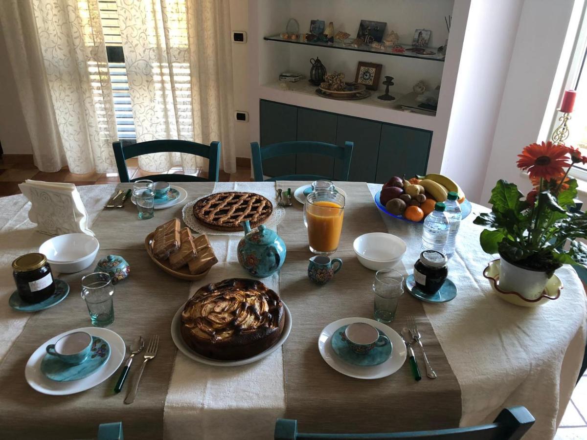 B&B La Palma San Costanzo 외부 사진