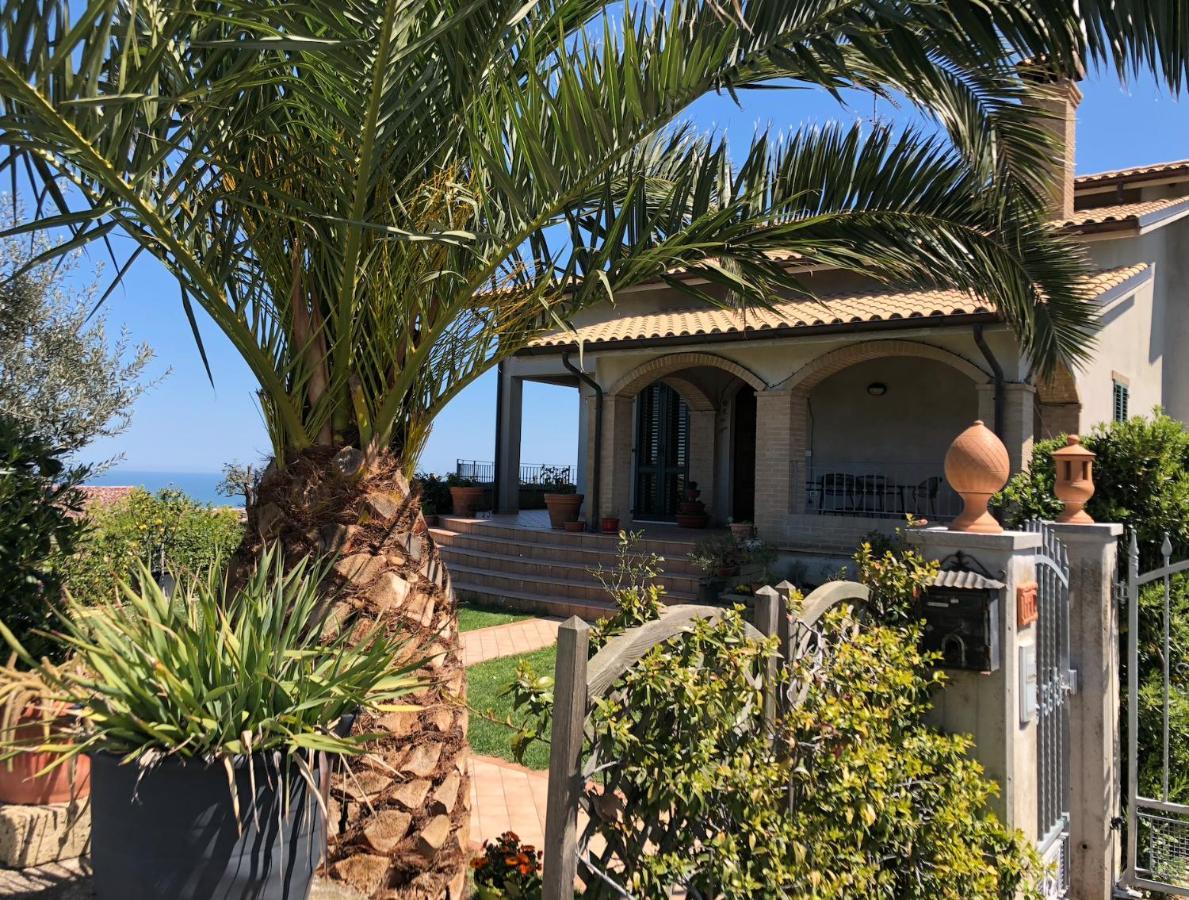 B&B La Palma San Costanzo 외부 사진